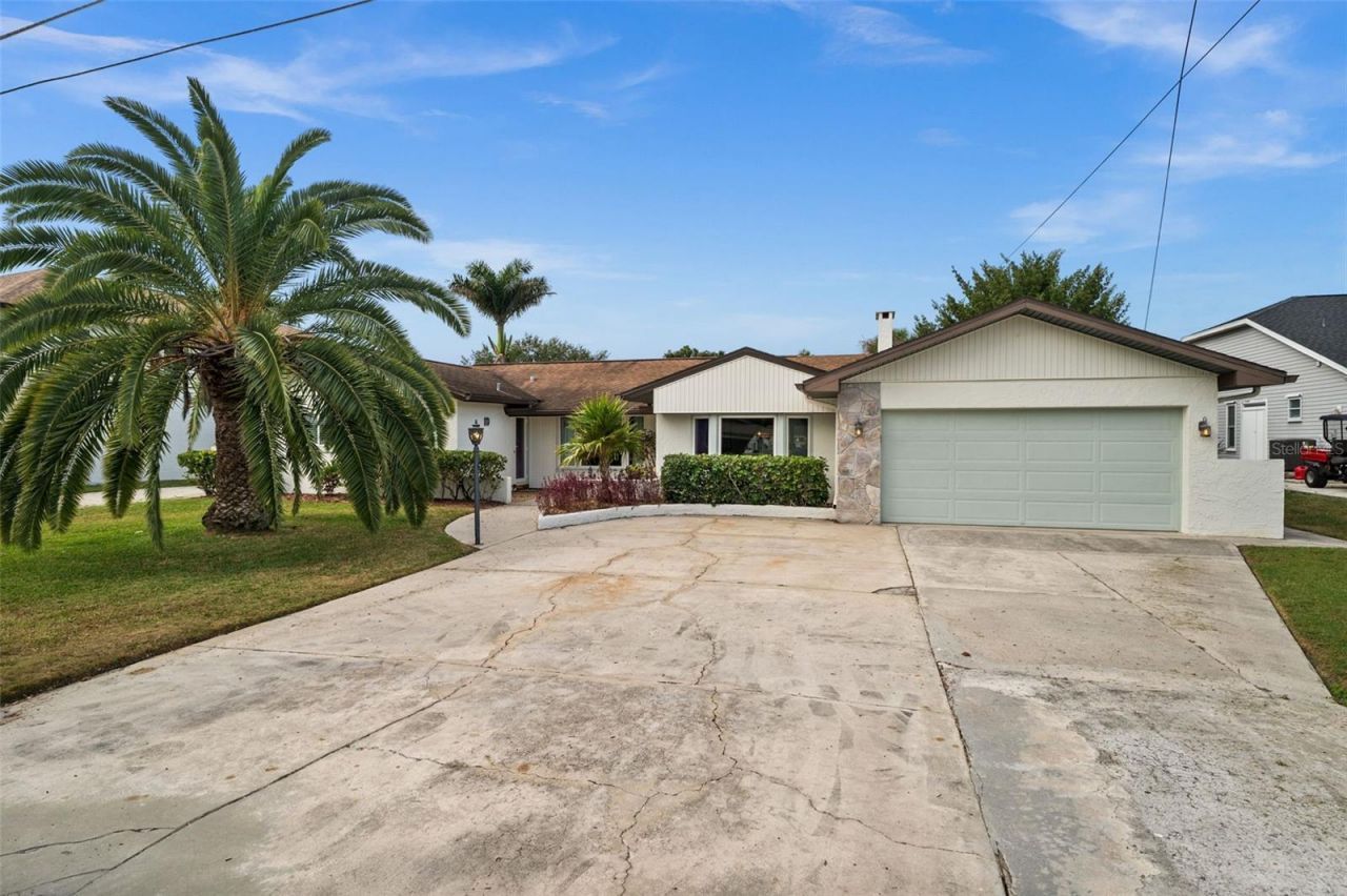 2129 W Tobago Circle, Fort Myers, FL 33905 Photo