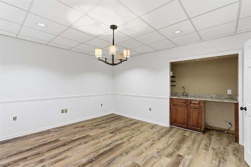 61 Broad Street Photo 18