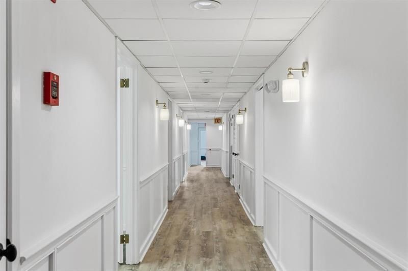 61 Broad Street Photo 18