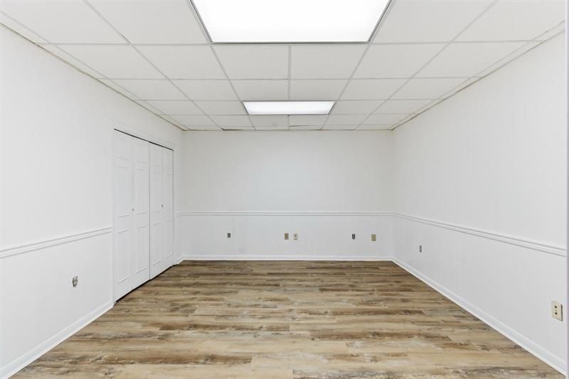 61 Broad Street Photo 19