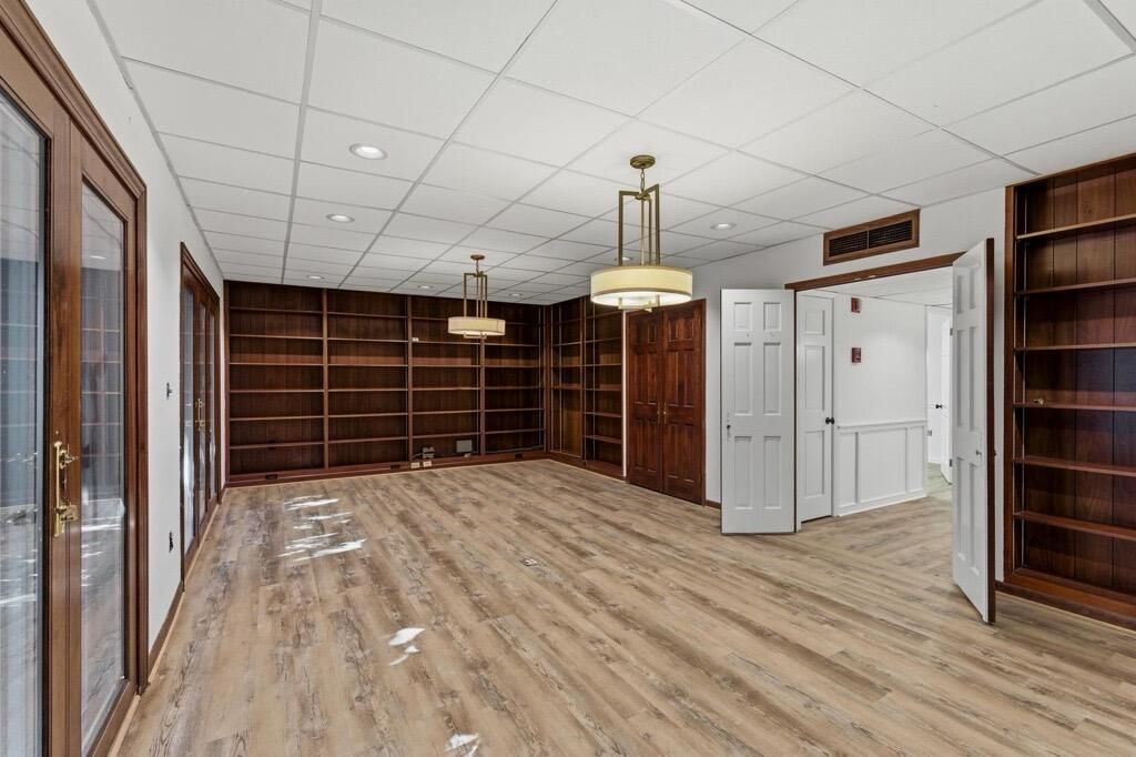 61 Broad Street Photo 20