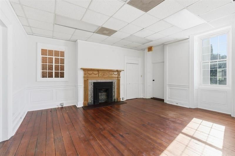 61 Broad Street Photo 4