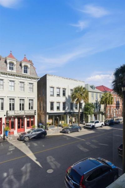 61 Broad Street Photo 9