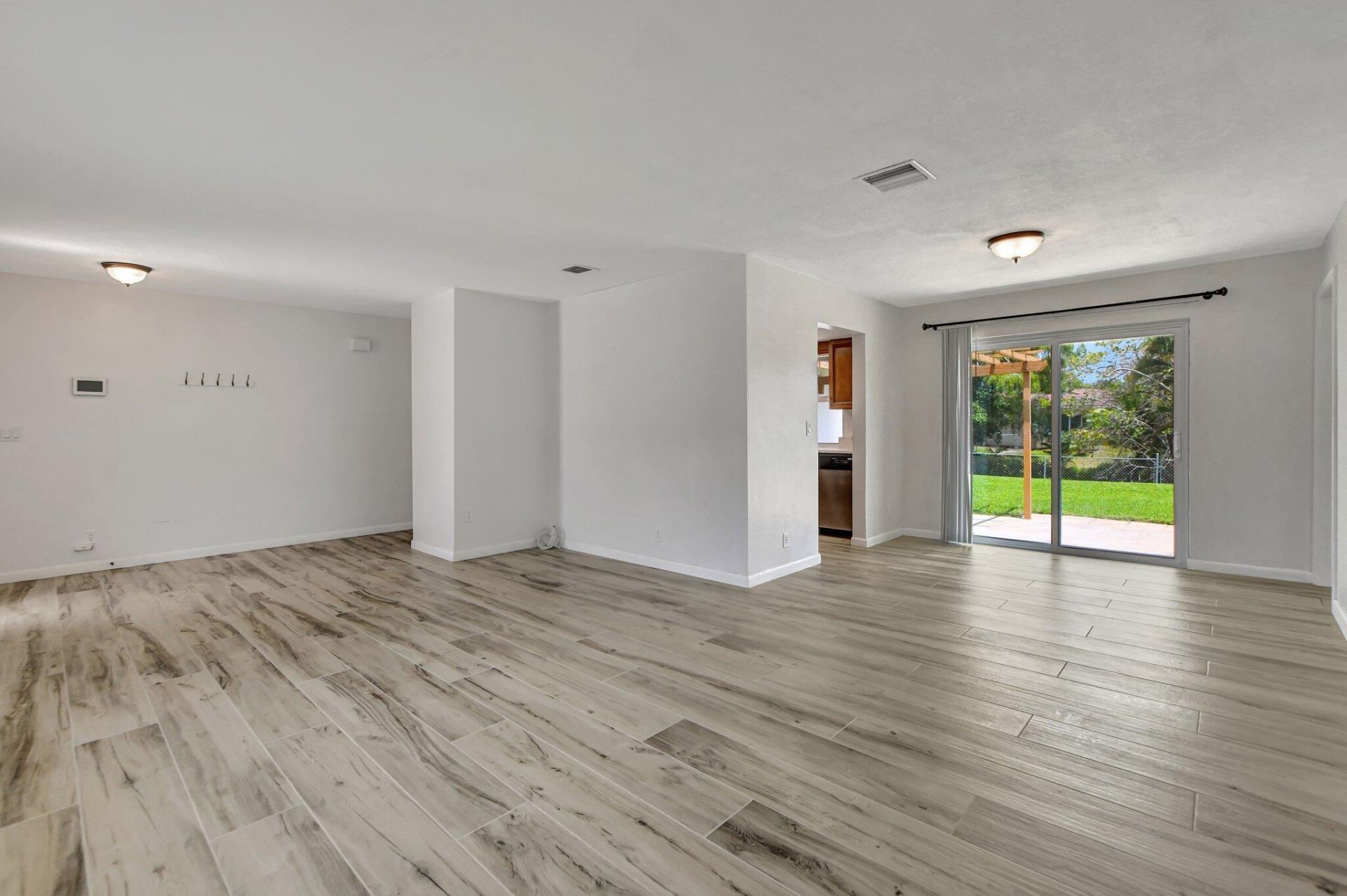 254 NW 11th Avenue, Boca Raton, FL 33486 Photo