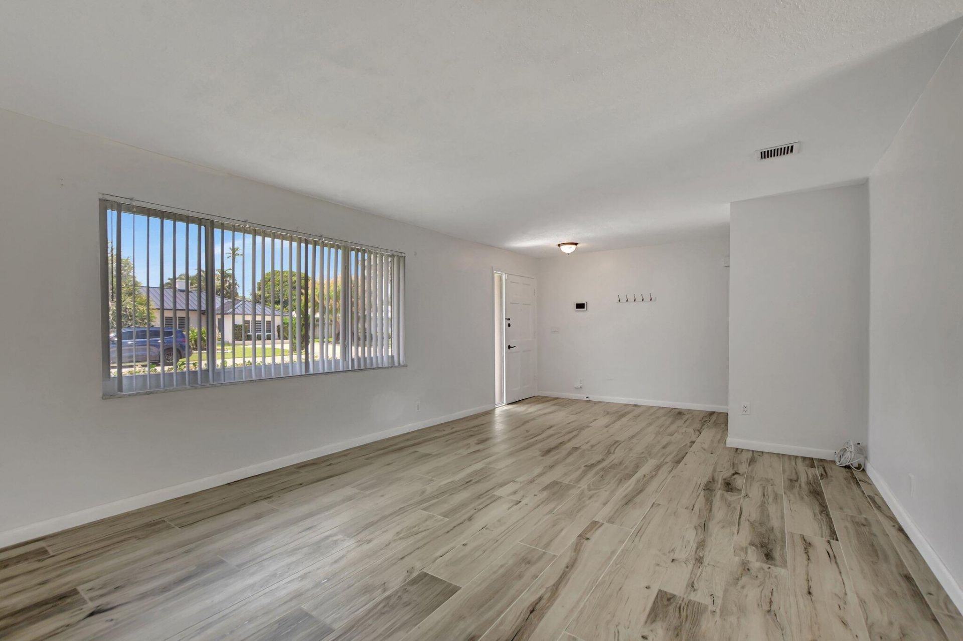 254 NW 11th Avenue, Boca Raton, FL 33486 Photo