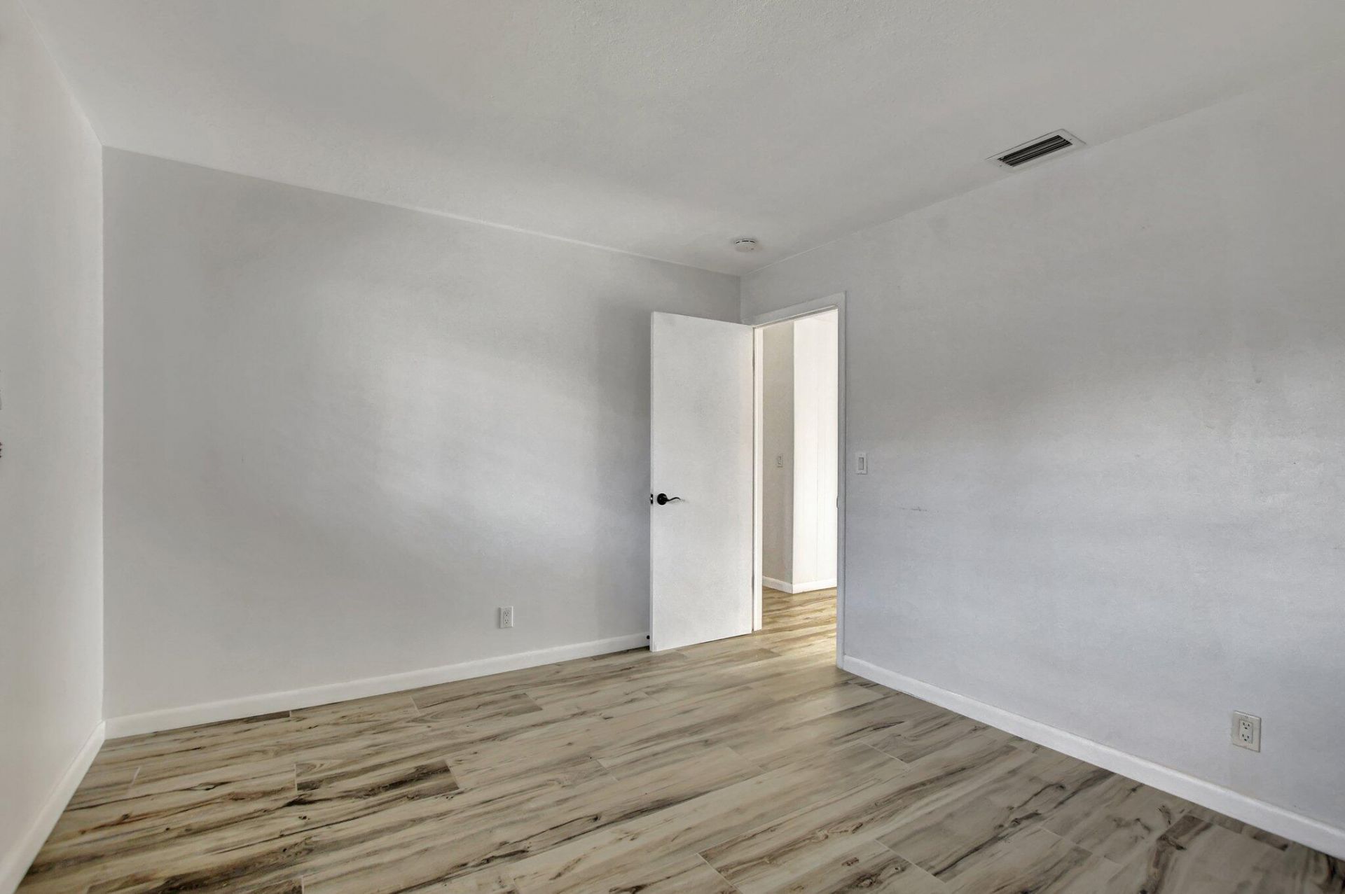 254 NW 11th Avenue, Boca Raton, FL 33486 Photo