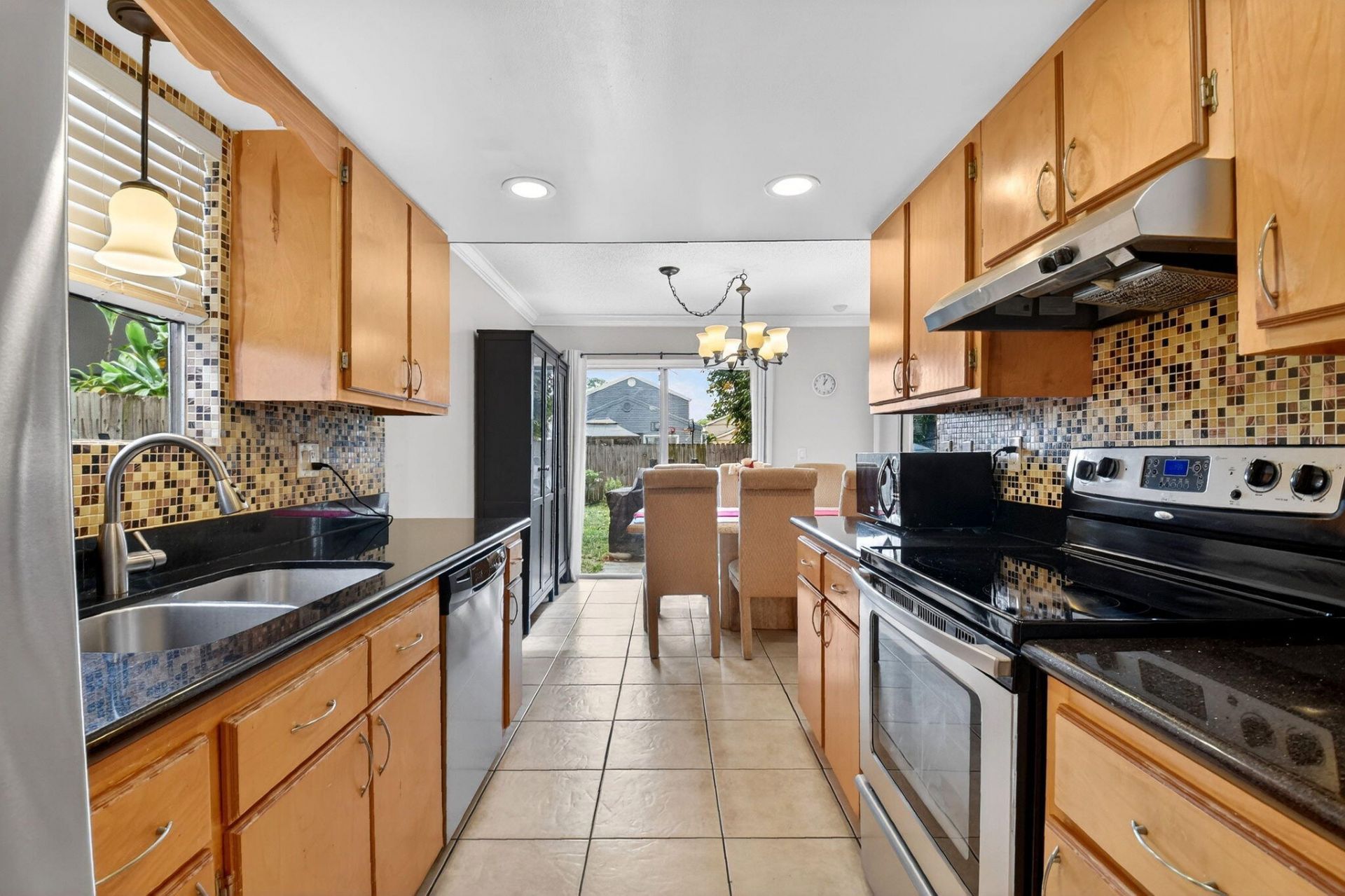 5812 Thisledown Court, West Palm Beach, FL 33415 Photo