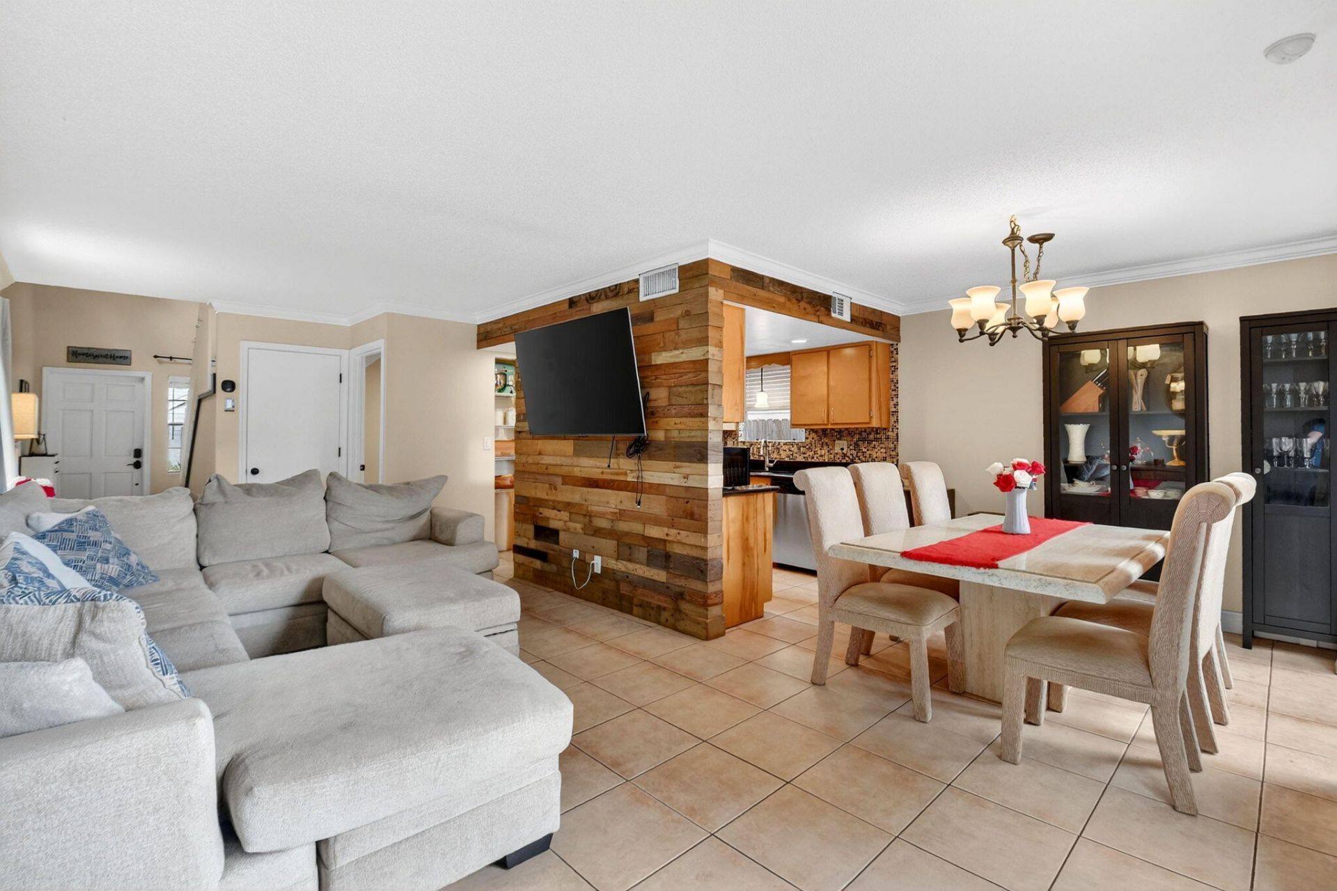 5812 Thisledown Court, West Palm Beach, FL 33415 Photo