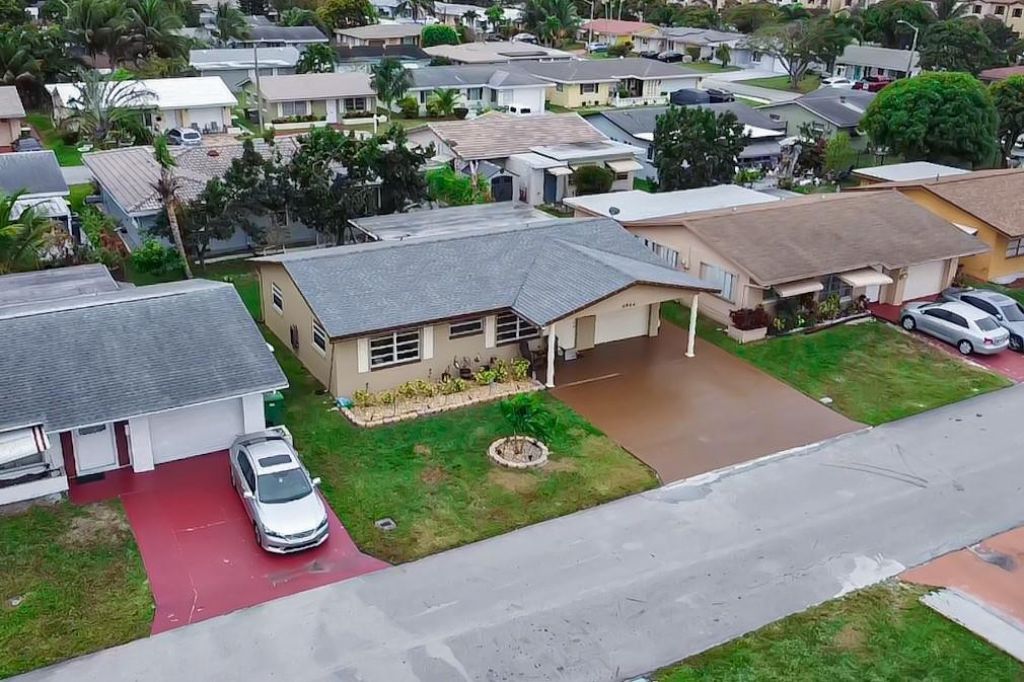 4944 NW 55th Street, Tamarac, FL 33319 Photo