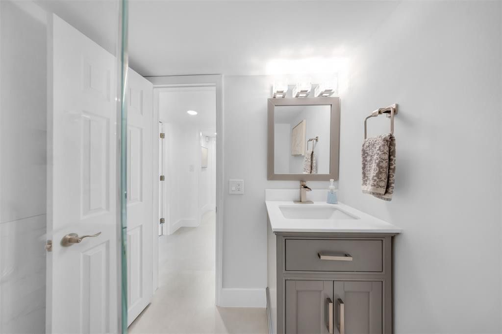 1900 Admirals Way, Fort Lauderdale, FL 33316 Photo