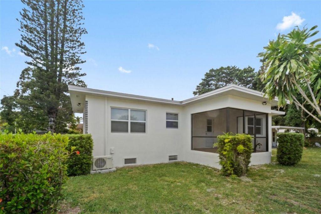 1219 NW 33rd Street, Unit A, Miami, FL 33142 Photo