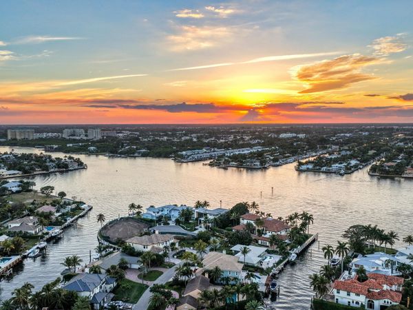 92 Island Drive S, Ocean Ridge, FL 33435