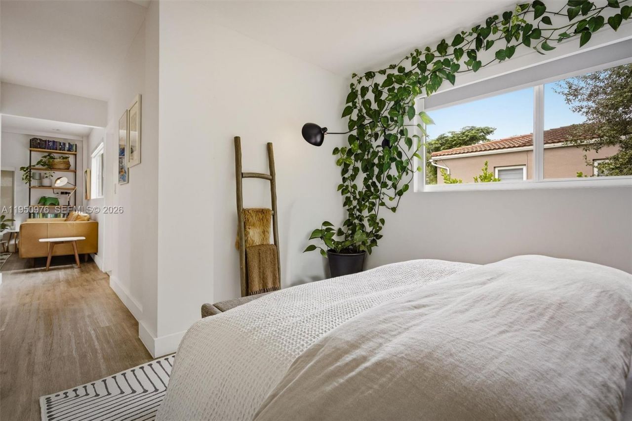 565 South Dr, Miami Springs, FL 33166 Photo