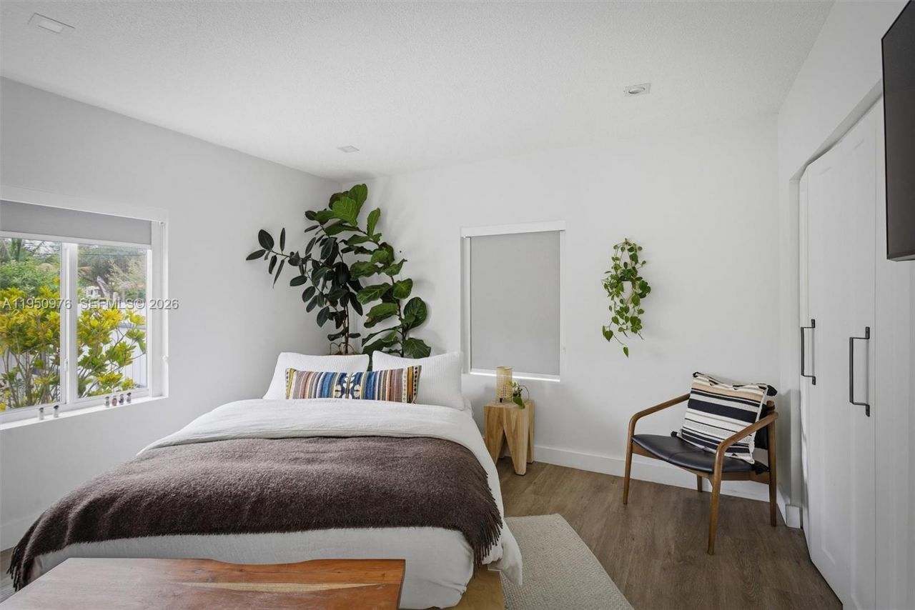 565 South Dr, Miami Springs, FL 33166 Photo