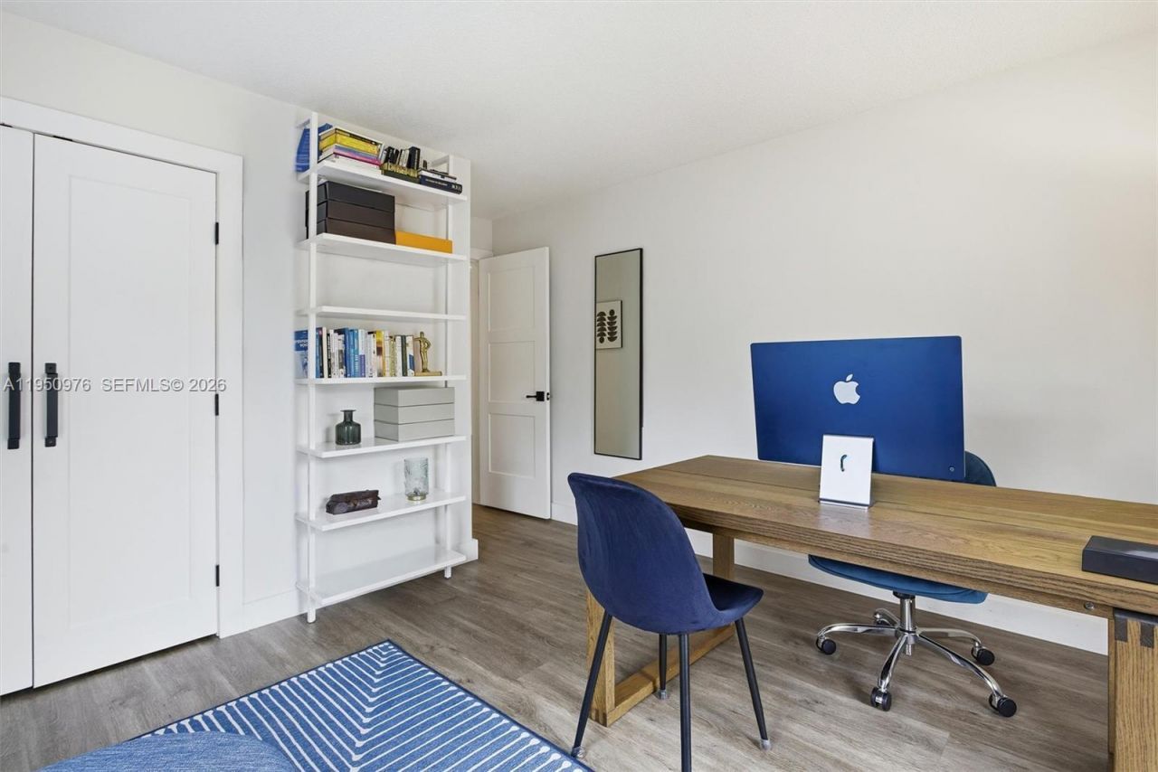 565 South Dr, Miami Springs, FL 33166 Photo