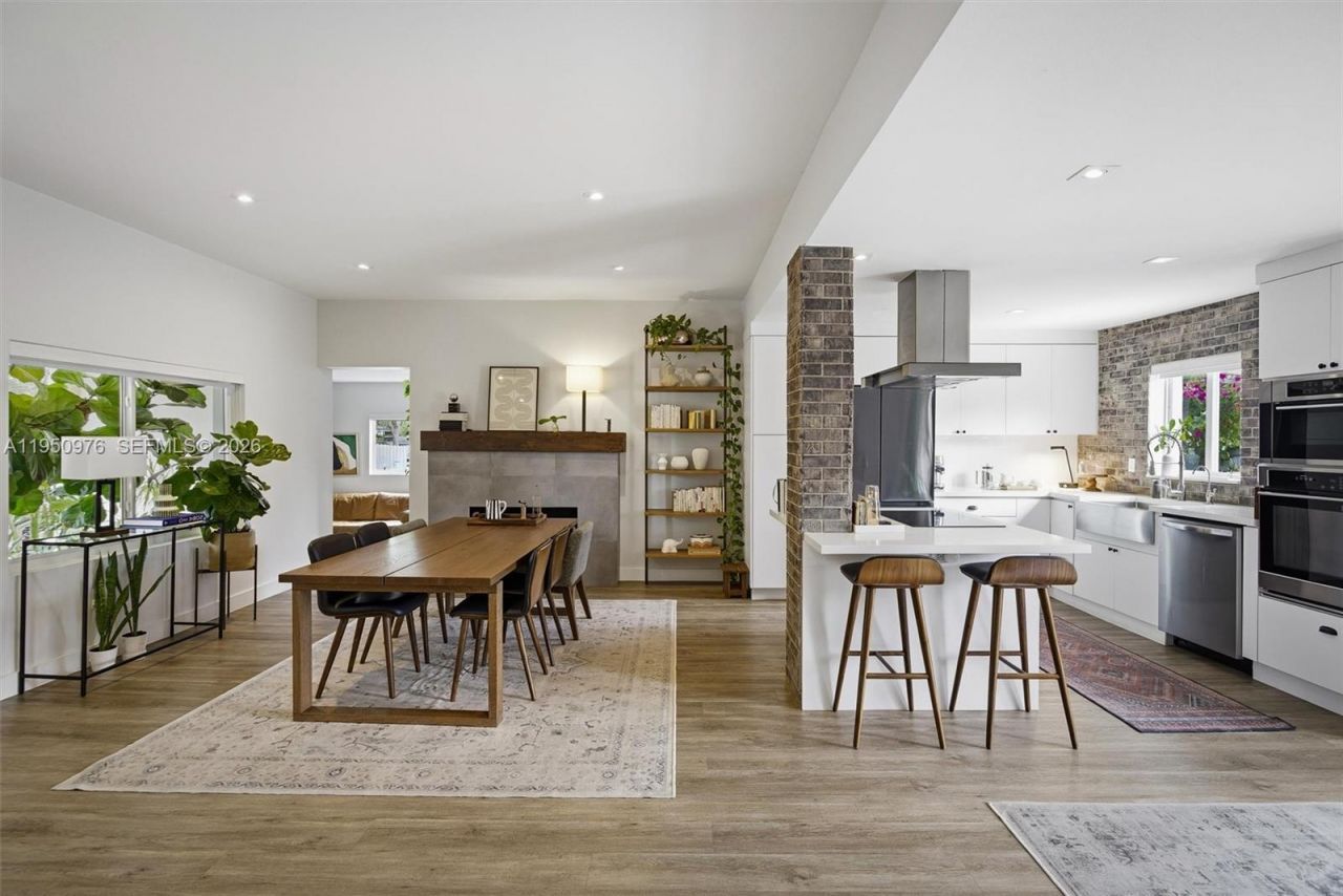 565 South Dr, Miami Springs, FL 33166 Photo