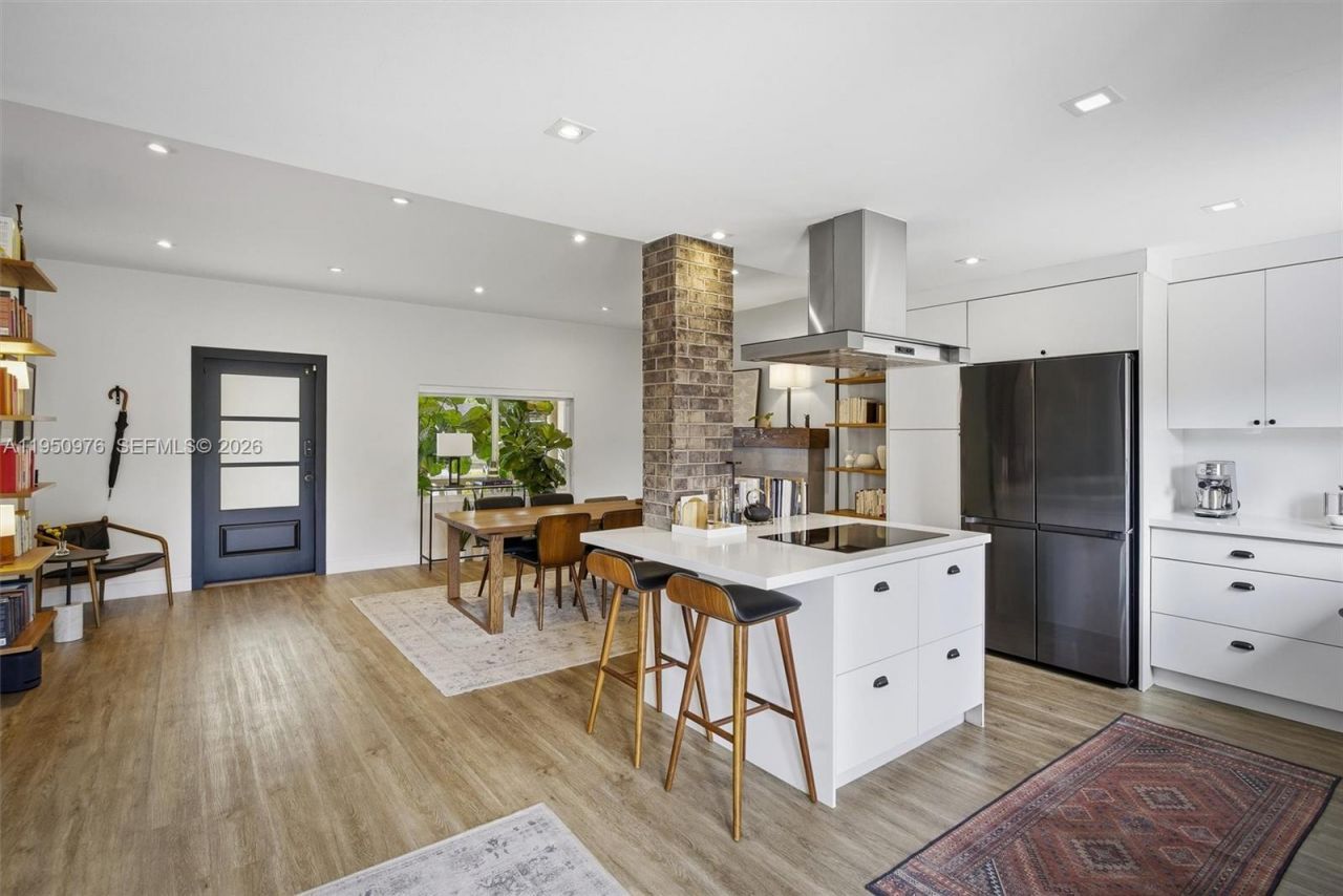 565 South Dr, Miami Springs, FL 33166 Photo