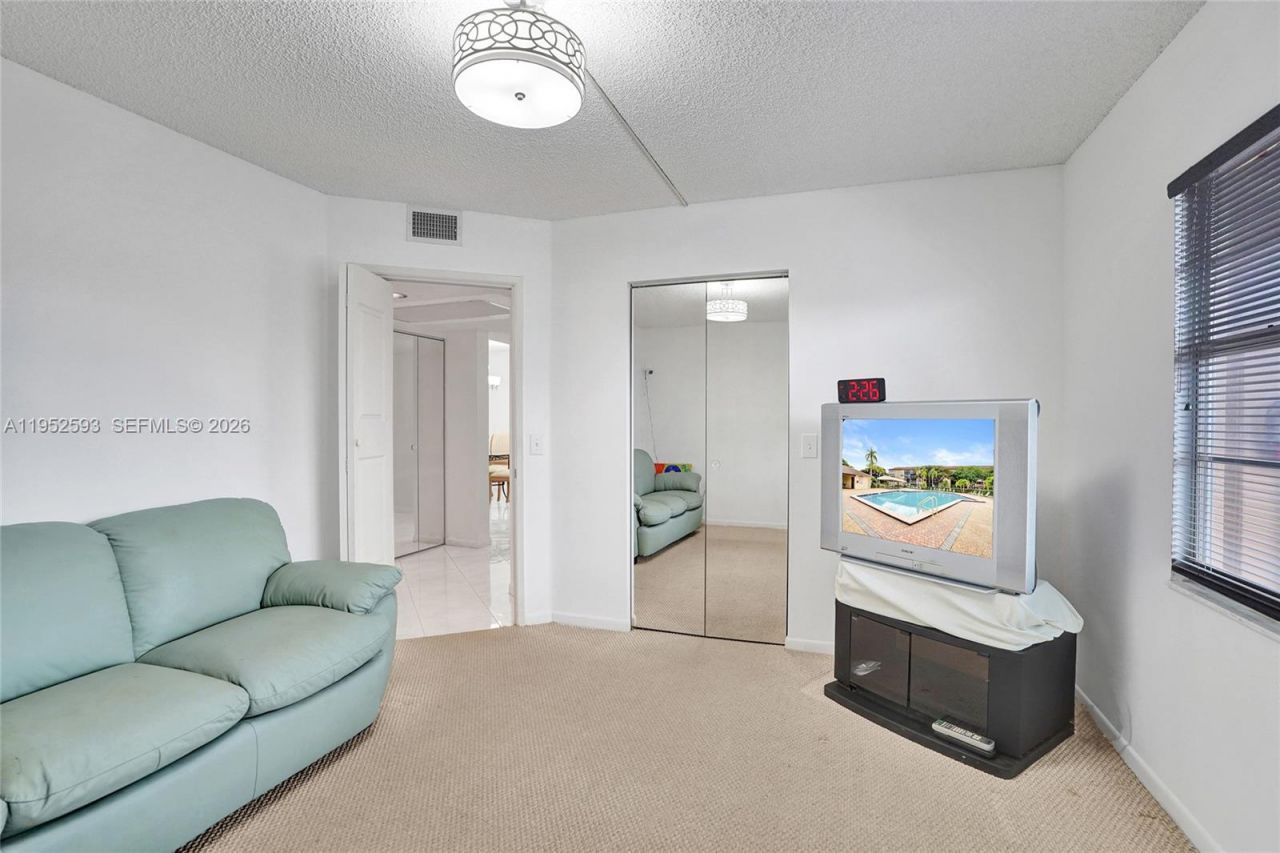 12955 SW 16th Ct, Unit 314M, Pembroke Pines, FL 33027 Photo