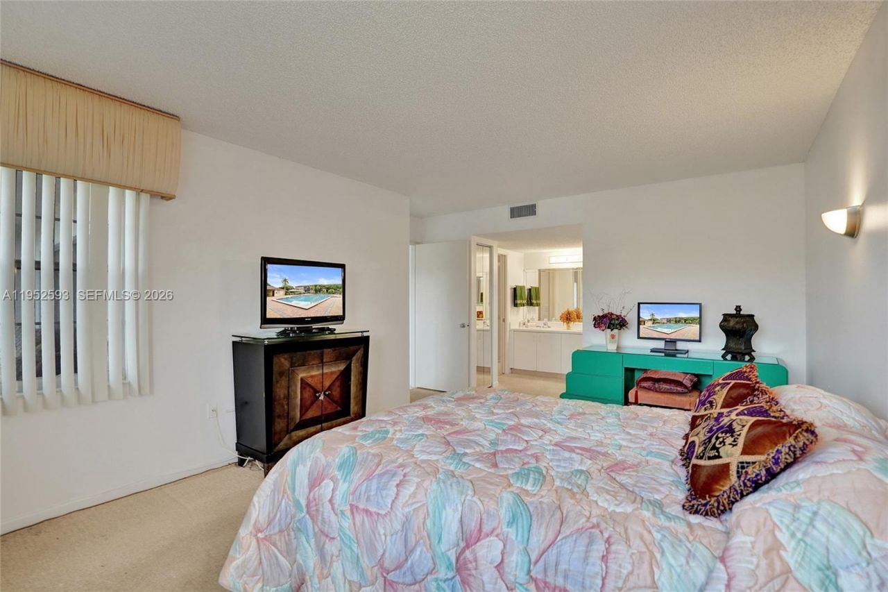 12955 SW 16th Ct, Unit 314M, Pembroke Pines, FL 33027 Photo