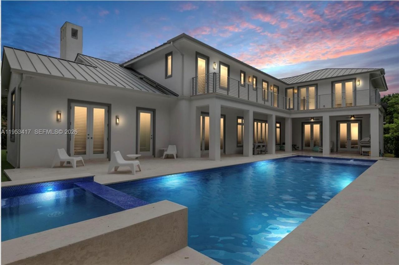 6900 Barquera St , Coral Gables, FL 33146 Photo