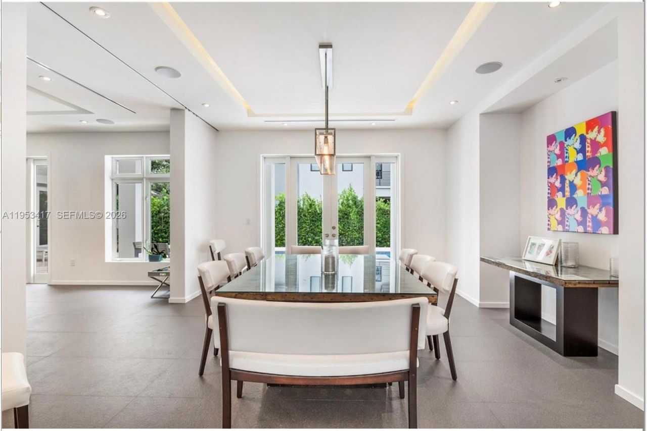 6900 Barquera St , Coral Gables, FL 33146 Photo