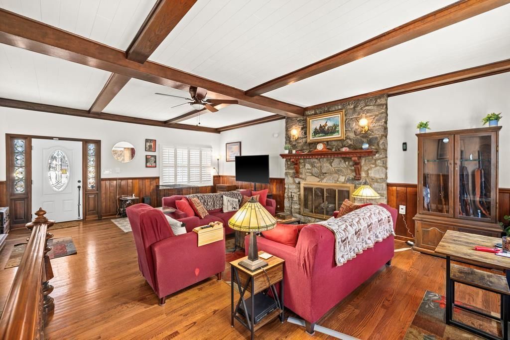 610 Kings Hwy, Fredericksburg, VA 22405 Main Photo