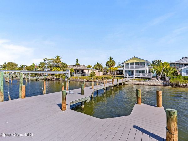 25 Vip Island, Unit A, Grant, FL 32949
