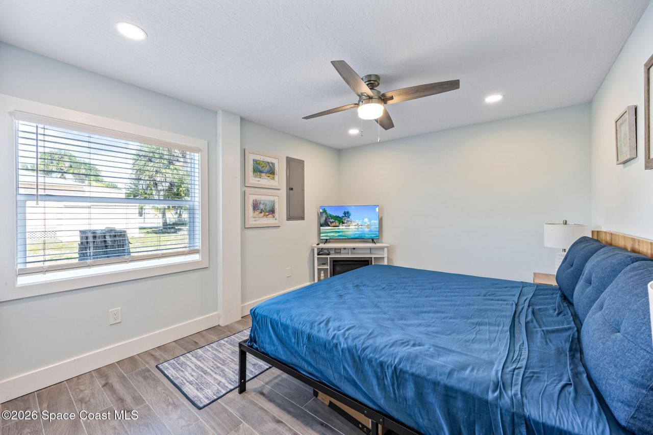 25 Vip Island, Unit A, Grant, FL 32949 Photo