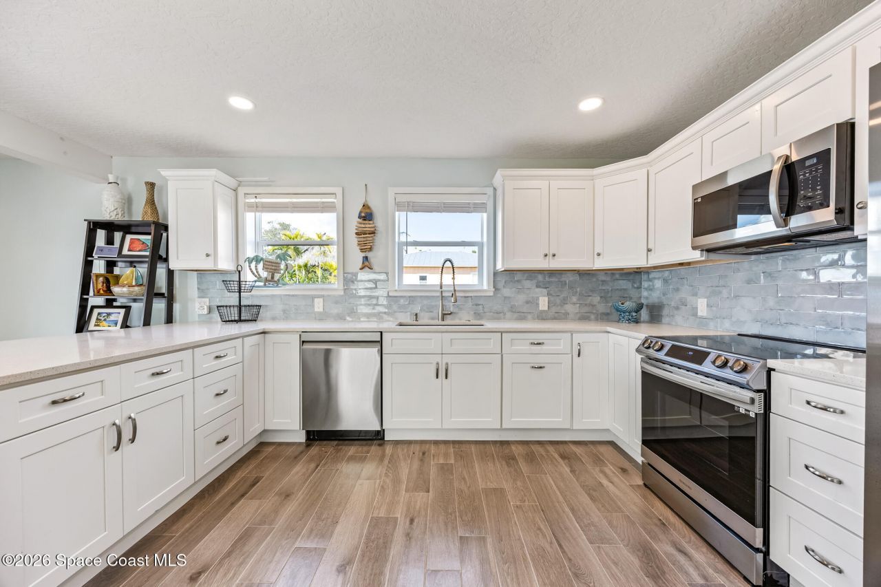 25 Vip Island , Unit A, Grant, FL 32949 Photo