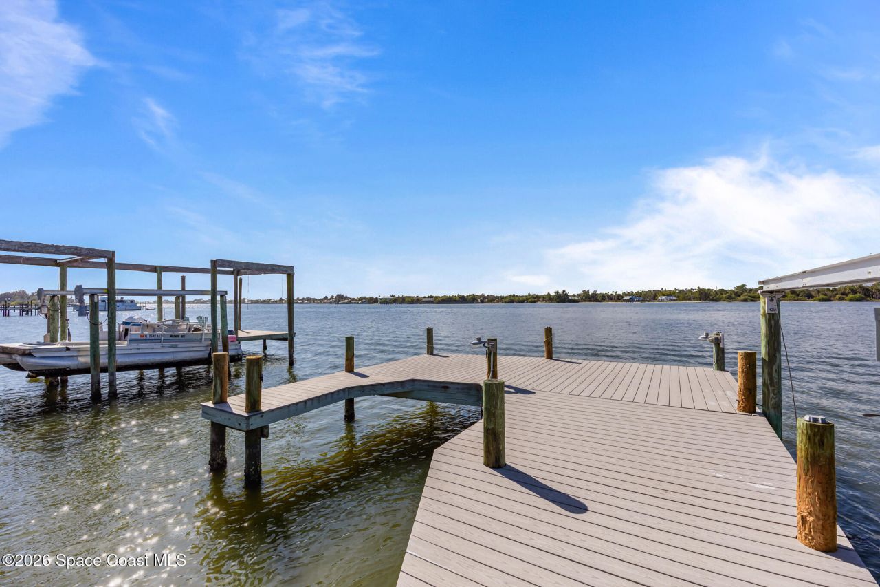 25 Vip Island, Unit A, Grant, FL 32949 Photo