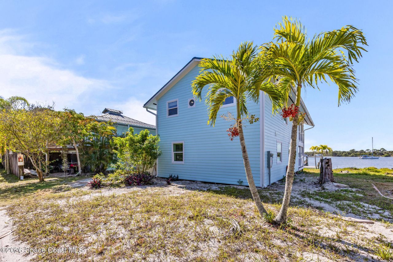 25 Vip Island, Unit A, Grant, FL 32949 Photo