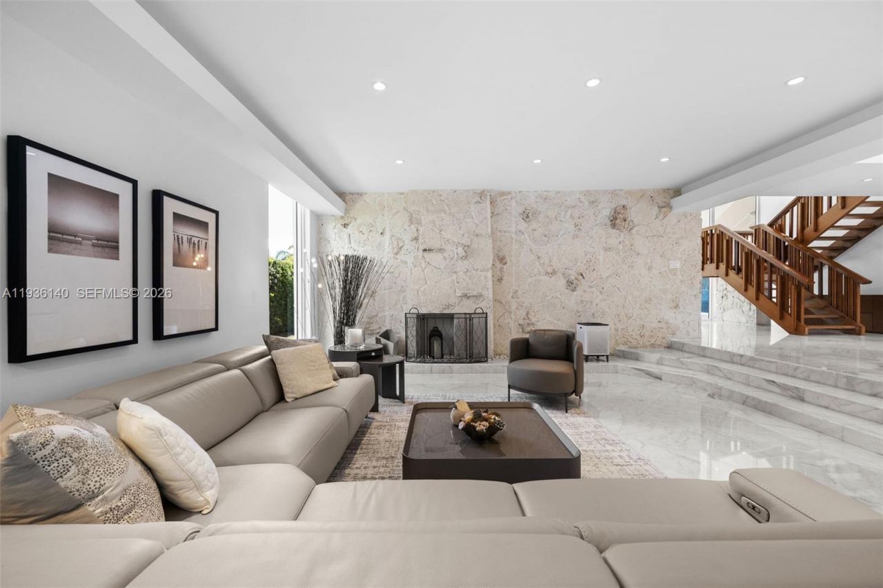 1251 Kane Concourse, Bay Harbor Islands, FL 33154 Photo