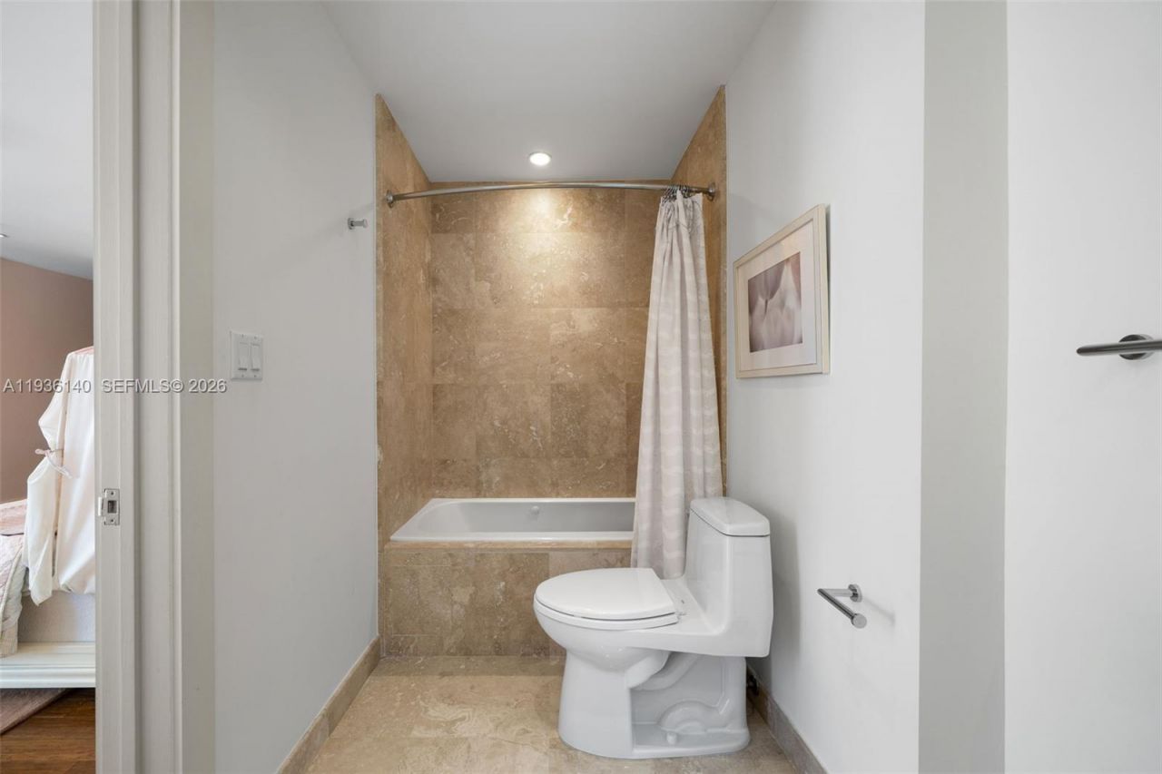 1251 Kane Concourse, Bay Harbor Islands, FL 33154 Photo