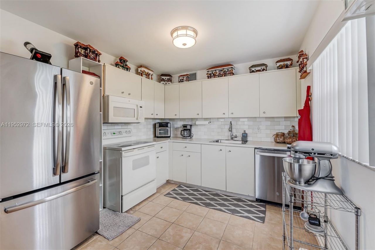 301 SW 135th Ave, Unit 118C, Pembroke Pines, FL 33027 Photo