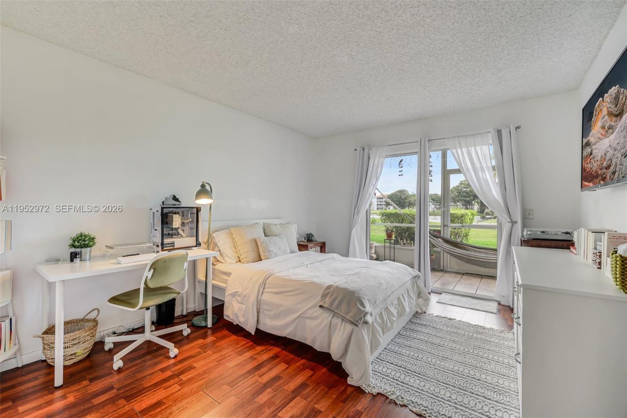 301 SW 135th Ave, Unit 118C, Pembroke Pines, FL 33027 Photo