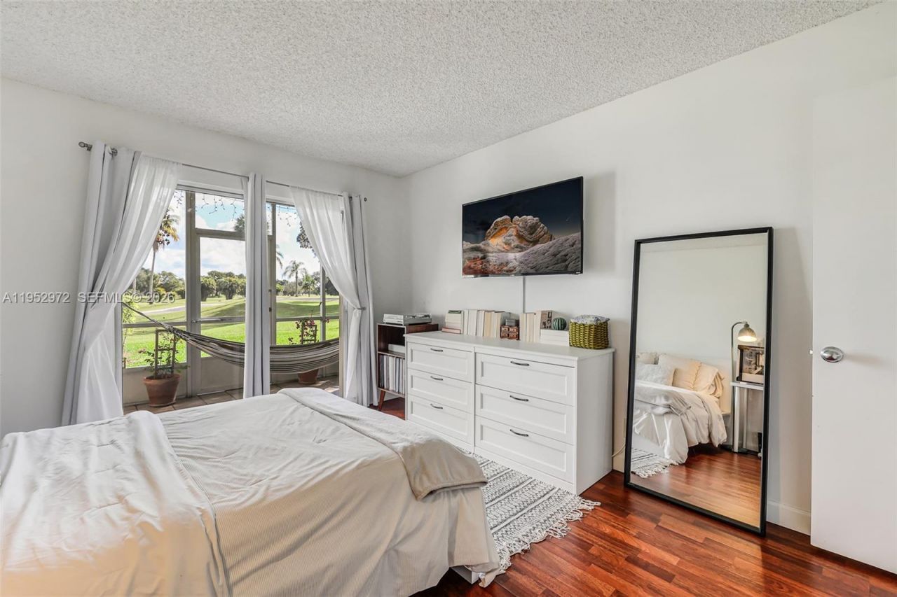 301 SW 135th Ave, Unit 118C, Pembroke Pines, FL 33027 Photo