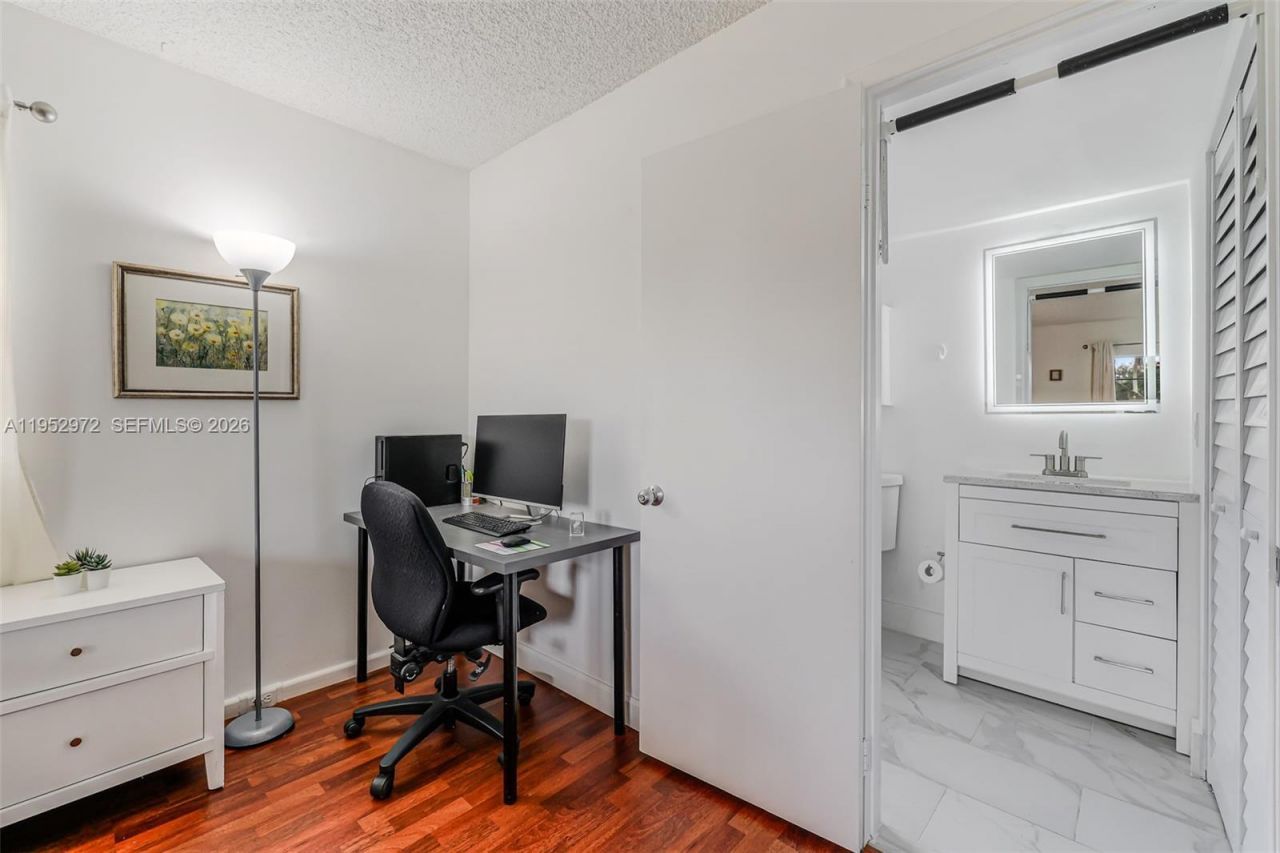 301 SW 135th Ave, Unit 118C, Pembroke Pines, FL 33027 Photo