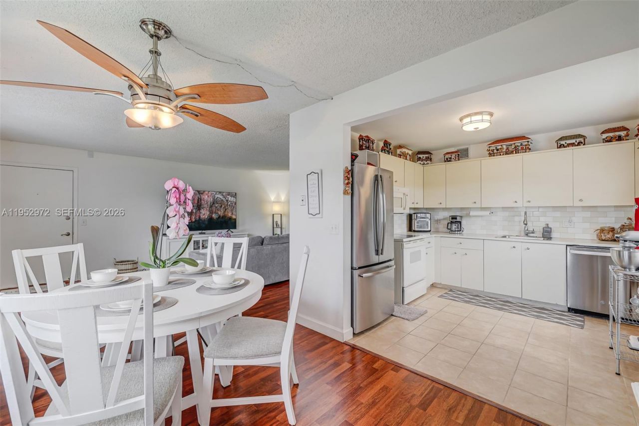 301 SW 135th Ave, Unit 118C, Pembroke Pines, FL 33027 Photo