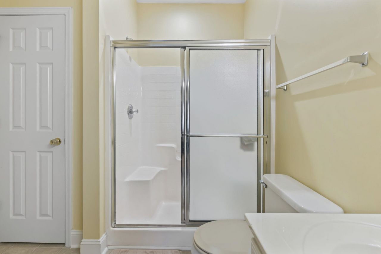 1100 Commons Blvd. Photo 19