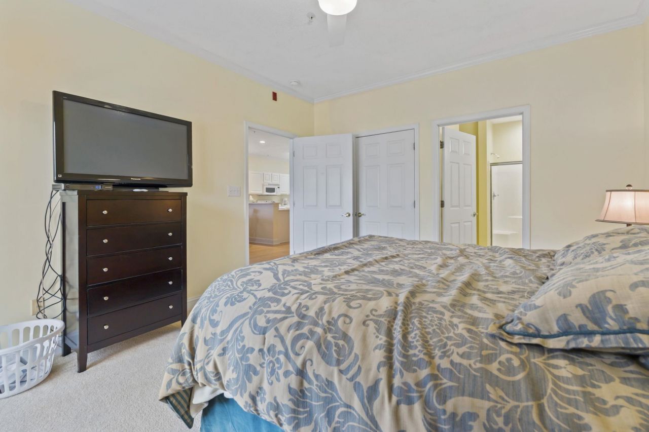 1100 Commons Blvd. Photo 20