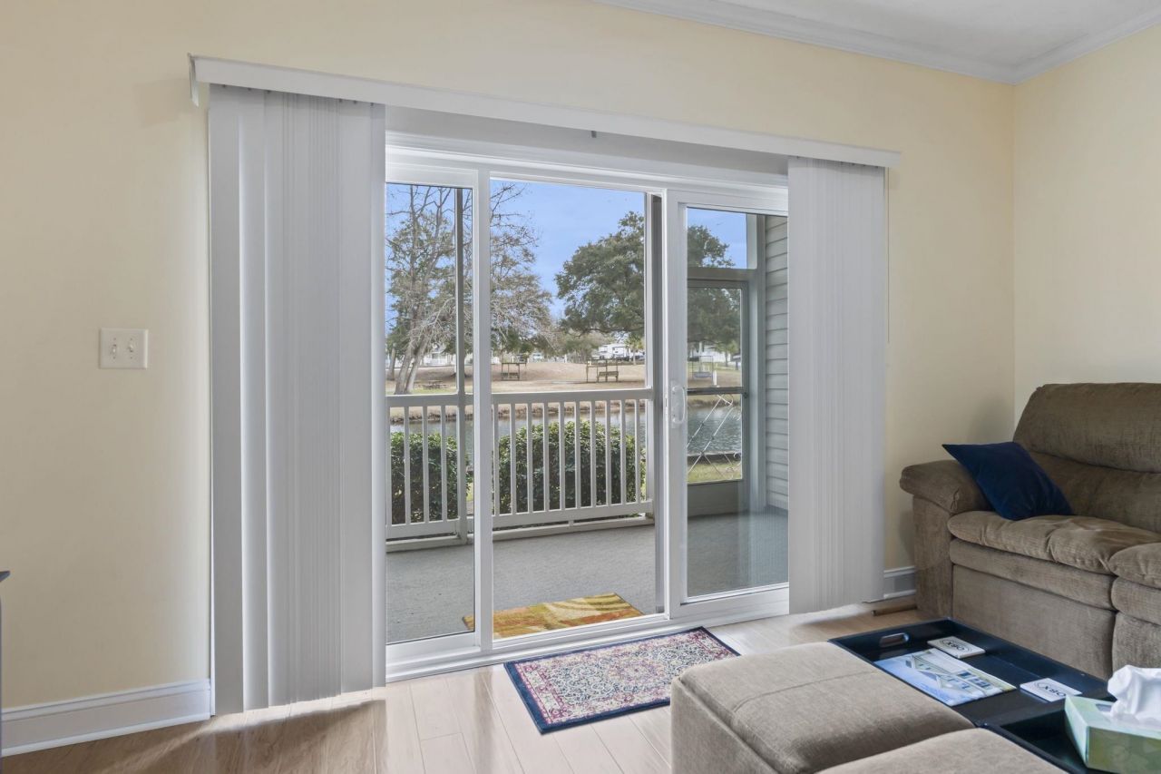 1100 Commons Blvd. Photo 23