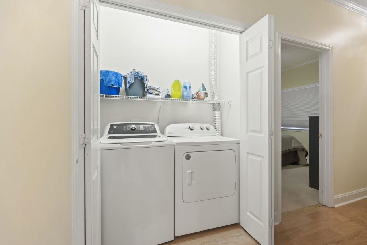 1100 Commons Blvd. Photo 26