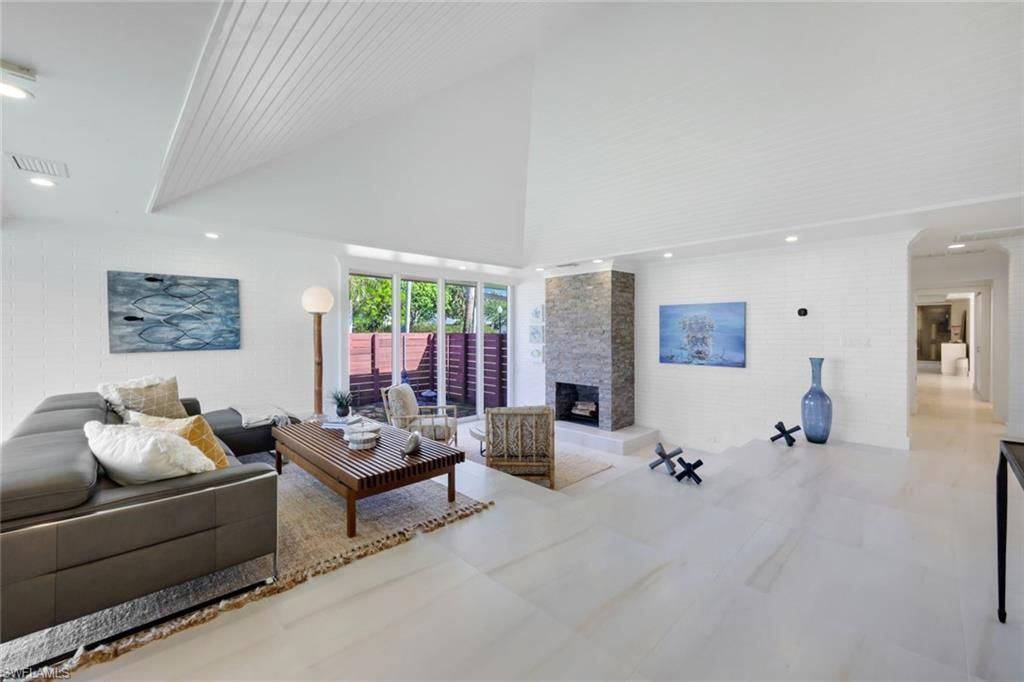 2943 Valencia Way, Fort Myers, FL 33901 Photo