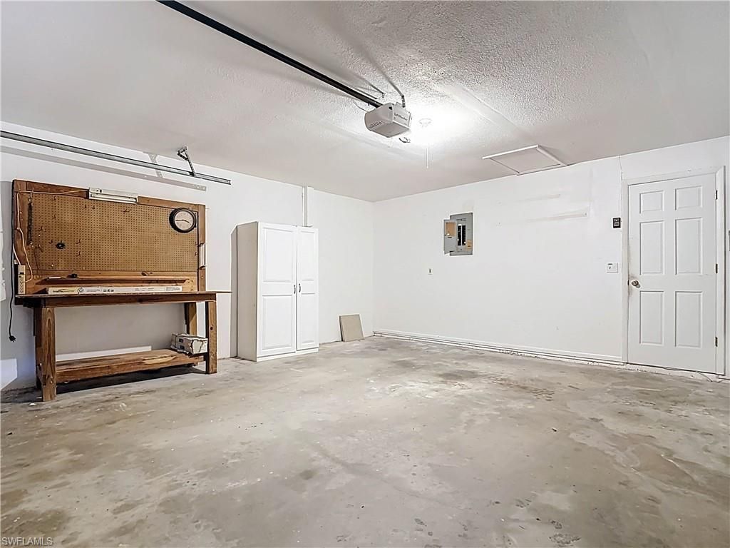 5946 Stringfellow Rd, Saint James City, FL 33956 Photo