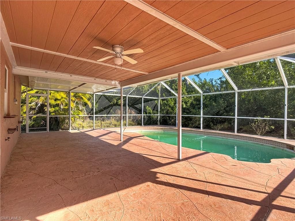 5946 Stringfellow Rd, Saint James City, FL 33956 Photo