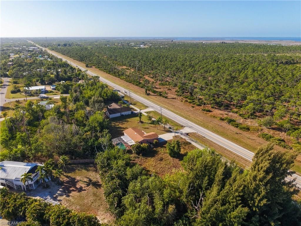 5946 Stringfellow Rd, Saint James City, FL 33956 Photo