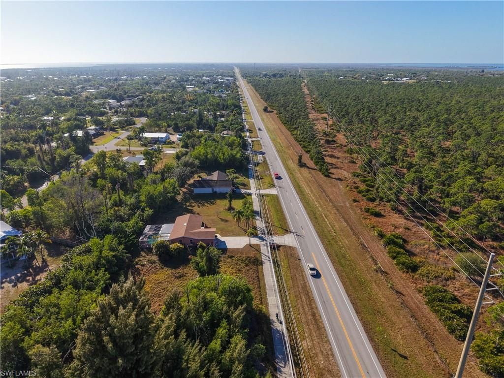 5946 Stringfellow Rd, Saint James City, FL 33956 Photo