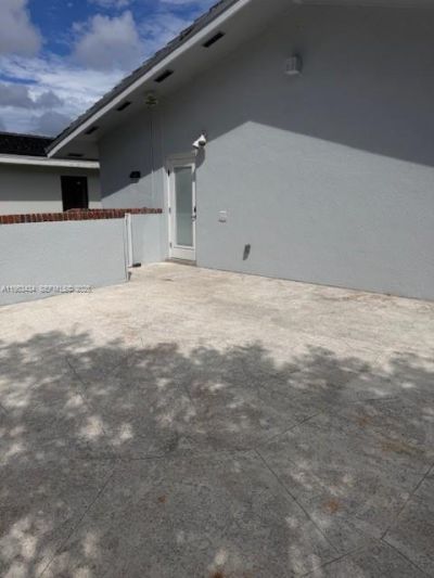 539 Menendez Ave, Unit 539, Coral Gables, FL 33146 Photo