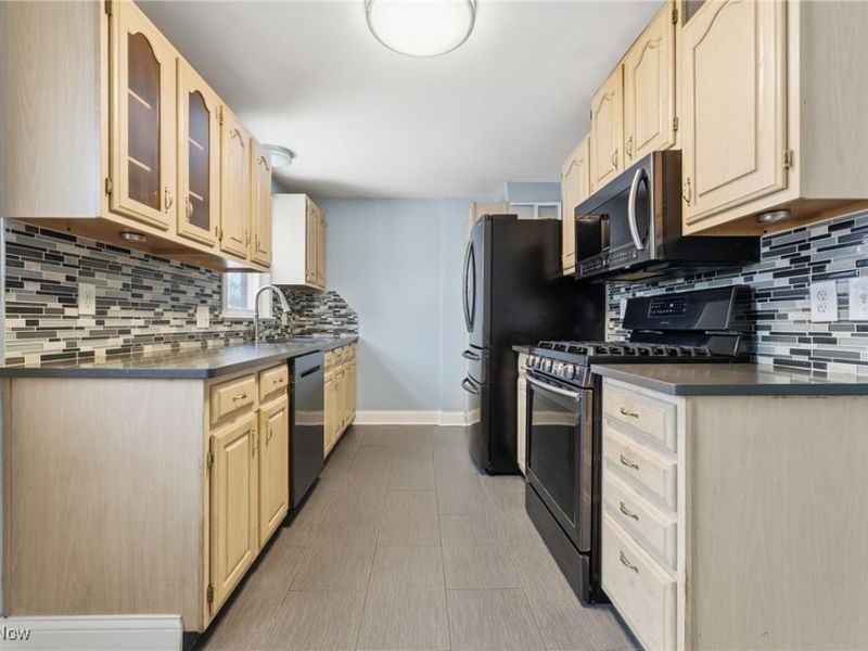 839 37th Street NW, Canton, OH 44709 Photo 14