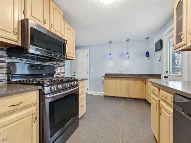 839 37th Street NW, Canton, OH 44709 Photo 18